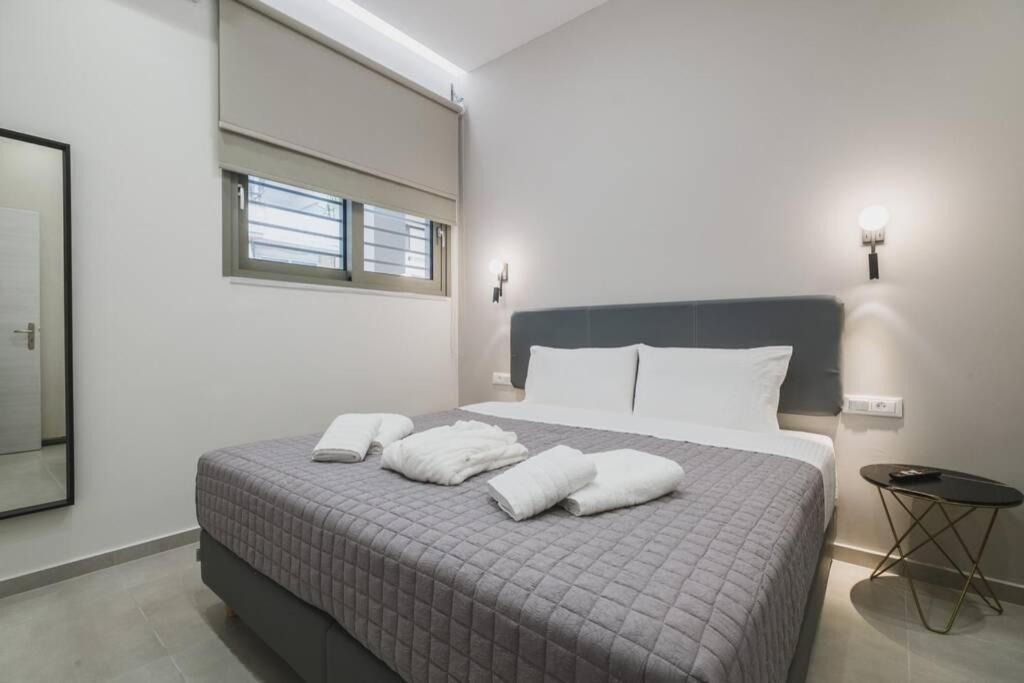 Peris 2 - Central Apt Near Old Town - Ac, Washer Chania  Buitenkant foto